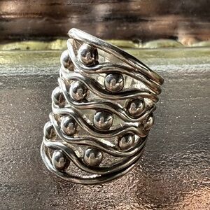 925 Silver Wave Ring